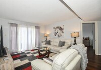 8517 Hearth Dr photo'