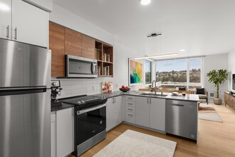 Ion Queen Anne in Seattle, WA - Building Photo - Building Photo