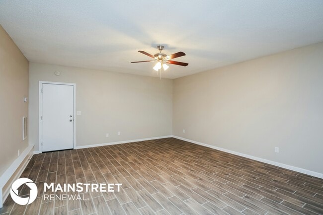 5875 Sunflower Ct in Ellenwood, GA - Building Photo - Building Photo