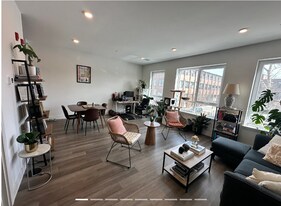 957 Dorchester Ave in Boston, MA - Building Photo