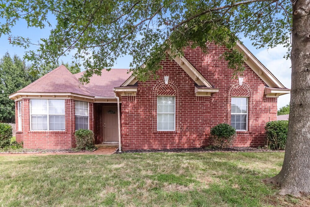 1172 Jessica Lauren Dr in Cordova, TN - Building Photo