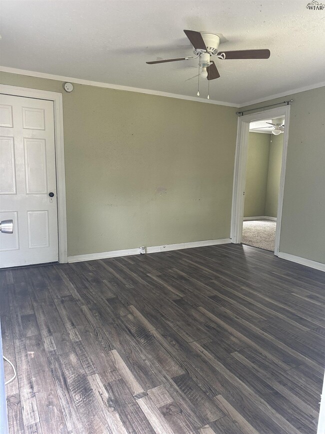 3205 10th St in Wichita Falls, TX - Building Photo - Building Photo