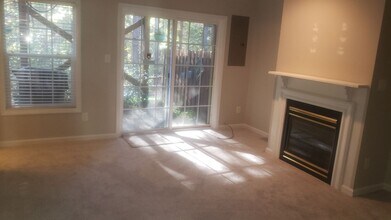 5422 Echo Ridge Rd in Raleigh, NC - Building Photo - Building Photo
