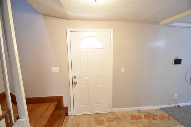 10110 Alambra Ave in Tampa, FL - Building Photo - Building Photo