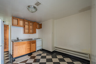 86 S 15th St, Unit 3 in Pittsburgh, PA - Foto de edificio - Building Photo