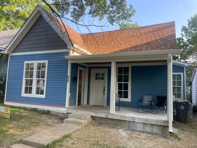 property at 820 W Kirkwood Ave