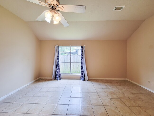 22918 Pine Mist Ln