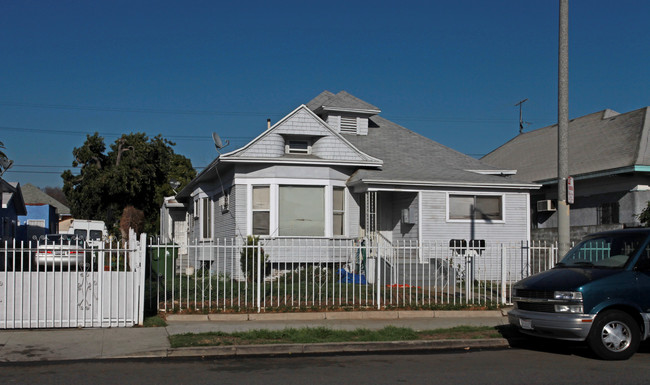 837-839 E 25th St in Los Angeles, CA - Building Photo - Building Photo