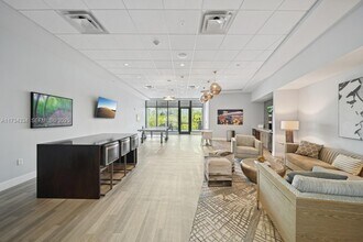 3333 Central Gardens Cir in Palm Beach Gardens, FL - Building Photo - Building Photo