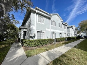 7344 E Bank Dr in Tampa, FL - Building Photo - Building Photo