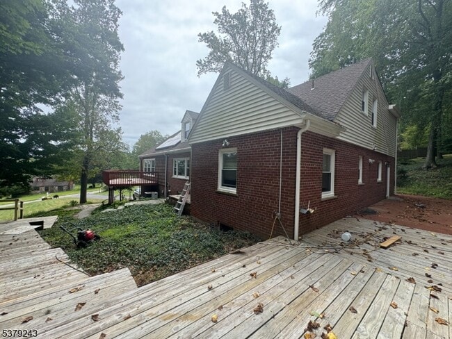 3 Woods End Rd in Morris Plains, NJ - Building Photo - Building Photo