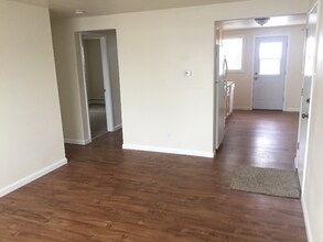 1026 17th Ave, Unit C in Longmont, CO - Building Photo - Building Photo