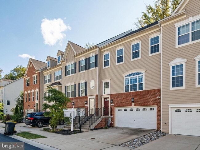 property at 1221 Orchid Rd