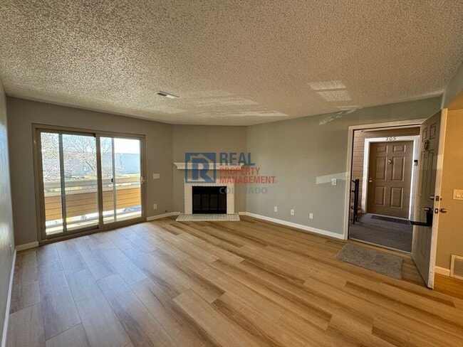 1074 S Dearborn St in Aurora, CO - Building Photo - Building Photo