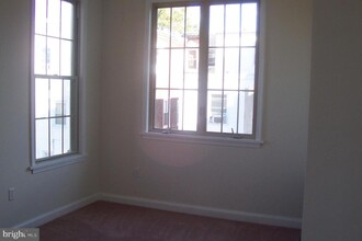 3100 Mt Vernon St in Philadelphia, PA - Building Photo - Building Photo