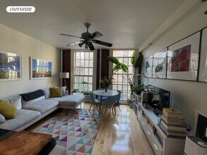 509 E 77th St in New York, NY - Building Photo - Building Photo