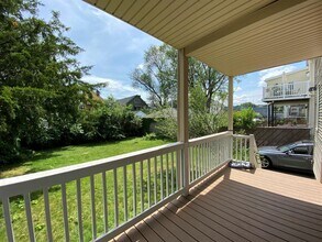 266 Harvard St, Unit 1 in Medford, MA - Building Photo - Building Photo