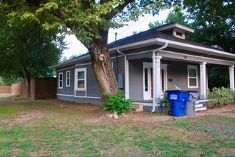 508 N Dallas Ave in Lancaster, TX - Building Photo - Building Photo