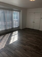 5707 San Vicente Blvd, Unit #1 in Los Angeles, CA - Foto de edificio - Building Photo