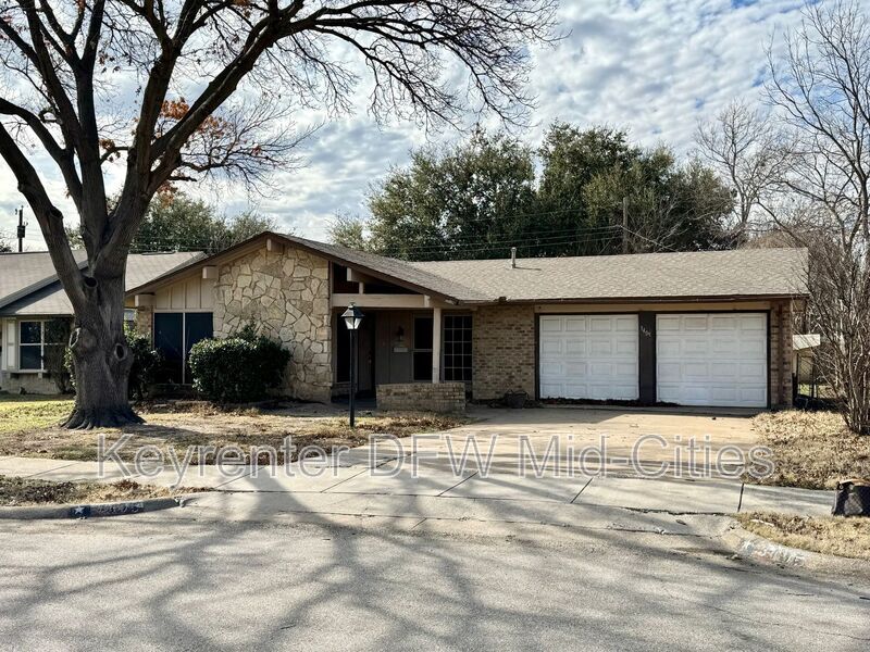 3405 Whippoorwill Ln in Irving, TX - Building Photo