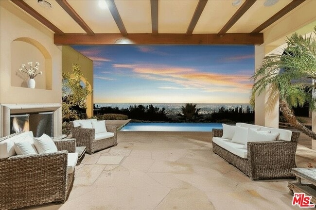 1740 Carla Ridge in Beverly Hills, CA - Building Photo - Building Photo