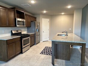 3636 E 143rd St S in Bixby, OK - Building Photo - Building Photo