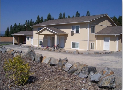 7024 Funkhouser Rd in Bonners Ferry, ID - Foto de edificio