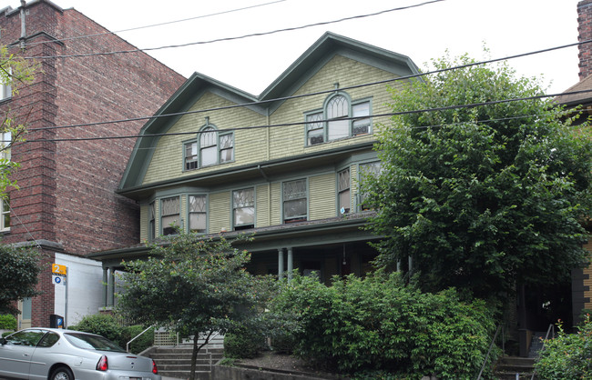 Belboy Apartments in Seattle, WA - Building Photo - Building Photo