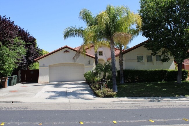 property at 1975 Mokelumne Dr