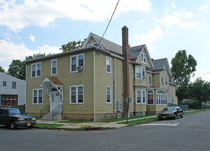 700 Hunter St in Gloucester City, NJ - Building Photo - Building Photo