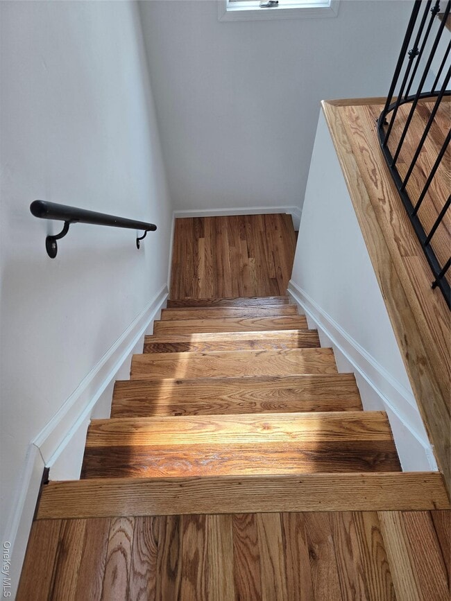 property at 25 Johnson Pl