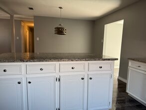 907 Zachry Dr in San Antonio, TX - Building Photo - Building Photo