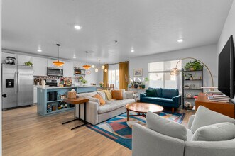 678 W 1870 S in Provo, UT - Building Photo - Building Photo
