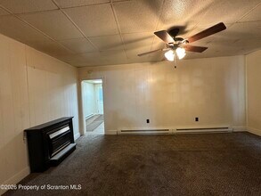 546 Main St in Dickson City, PA - Building Photo - Building Photo