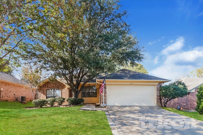 property at 1027 Brittany Dr