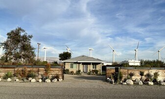 19790 Cooper Rd in North Palm Springs, CA - Building Photo