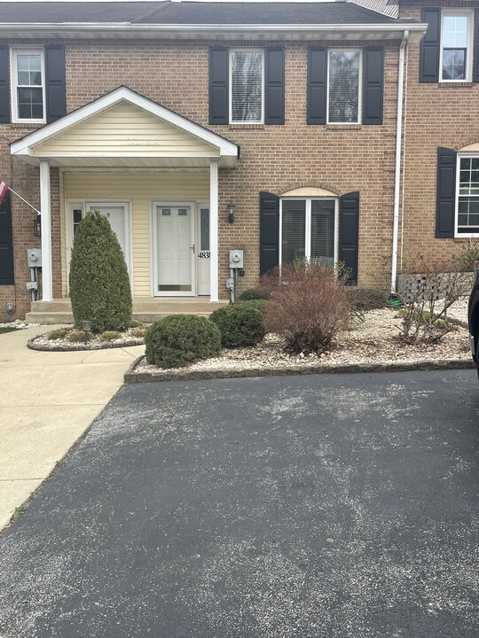 4838 Weatherhill Dr in Wilmington, DE - Building Photo
