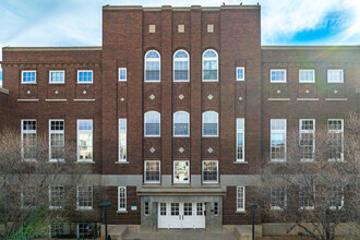 Gym Lofts at Albuquerque High in Albuquerque, NM - Building Photo - Building Photo