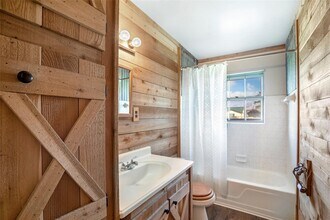 17219 Janacek Rd in Crosby, TX - Building Photo - Building Photo