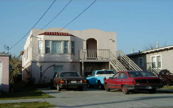 1317 83rd Ave in Oakland, CA - Building Photo - Building Photo