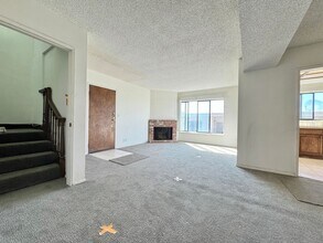 1444 Centinela Ave, Unit 6 in Los Angeles, CA - Building Photo - Building Photo