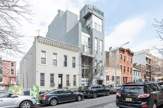 231 16th St in Brooklyn, NY - Building Photo - Building Photo
