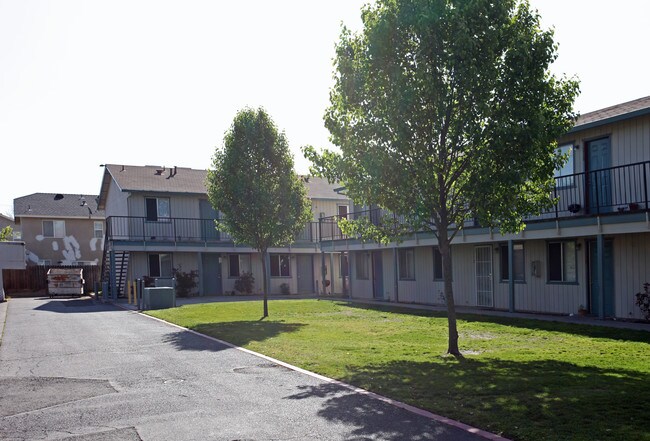 Turtle Creek II in Turlock, CA - Foto de edificio - Building Photo