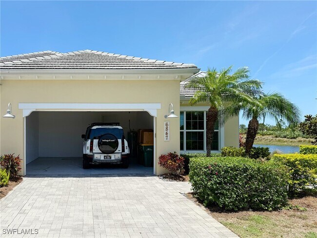6847 Bequia Wy in Naples, FL - Building Photo - Building Photo