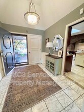 615 E 101st Terrace in Kansas City, MO - Building Photo - Building Photo