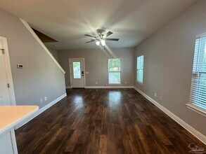 1200 E Maxwell St in Pensacola, FL - Building Photo - Building Photo