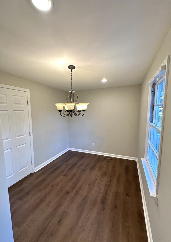 217 Valley St in Adamsville, AL - Building Photo - Building Photo