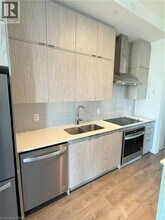 55 Duke St W in Kitchener, ON - Building Photo - Building Photo