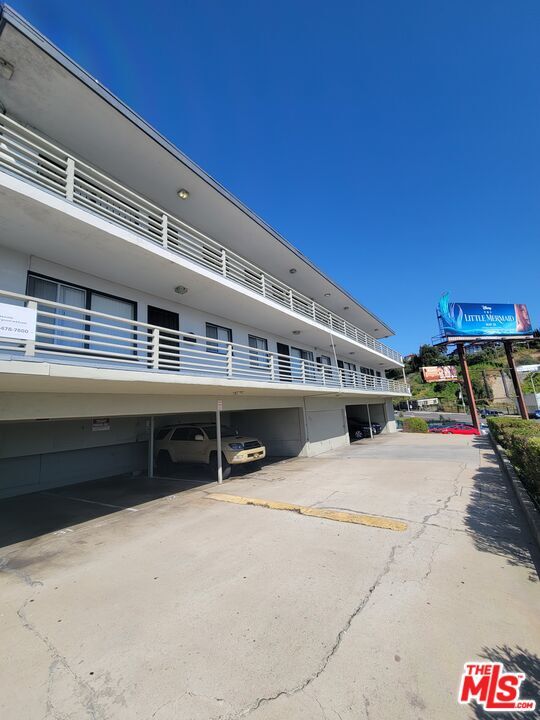property at 4641 S Slauson Ave