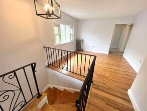 7 North St, Unit #2 in Medford, MA - Building Photo - Building Photo